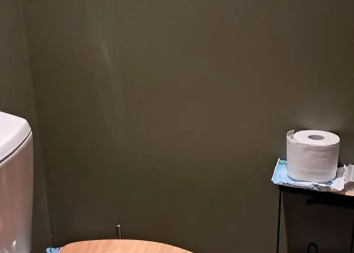 Nanouchka ホームステイ Médis